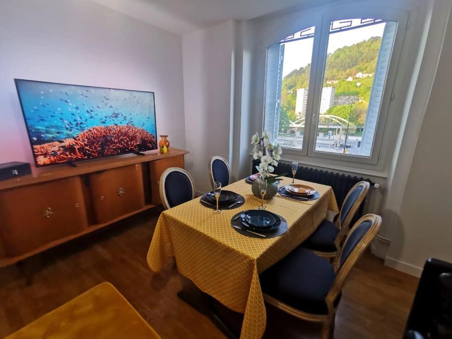 Boheme Chic Apartment Besancon Ngoại thất bức ảnh