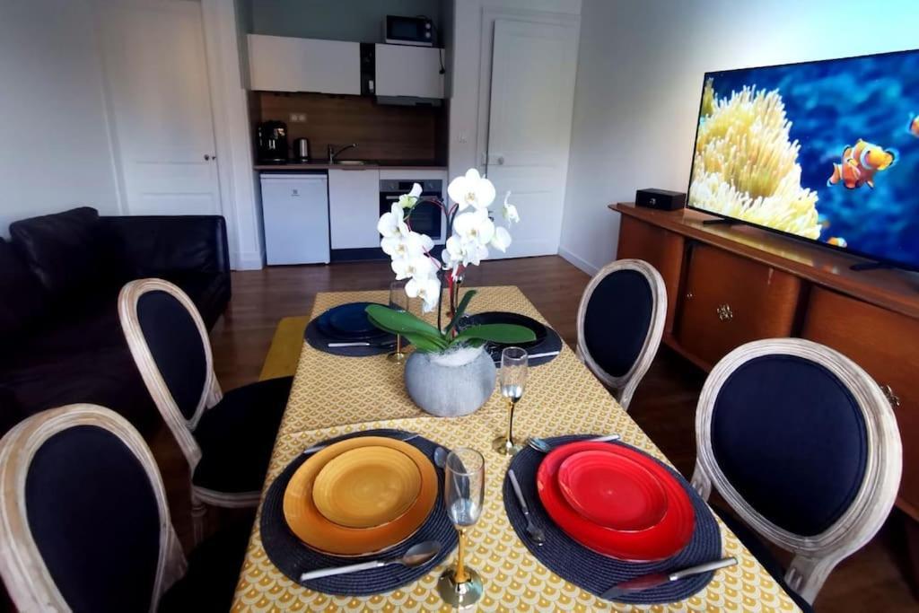 Boheme Chic Apartment Besancon Ngoại thất bức ảnh